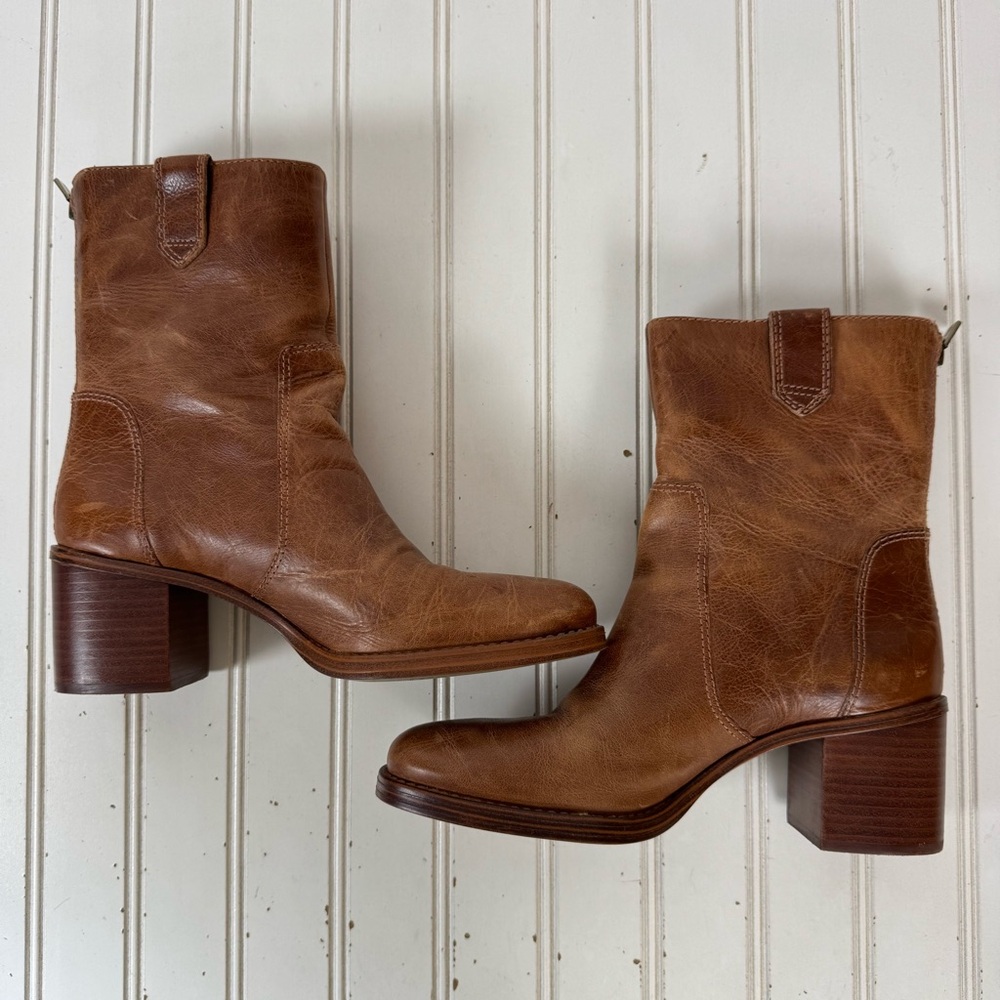 Vince Camuto Zeldina Ankle Bootie Women’s Sz. 7M Caramel Leather‎ Distressed - Picture 5 of 14